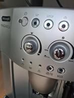 Delonghi volautomatische koffiemachine bonen of gewoon, Elektronische apparatuur, Koffiezetapparaten, Ophalen, Zo goed als nieuw