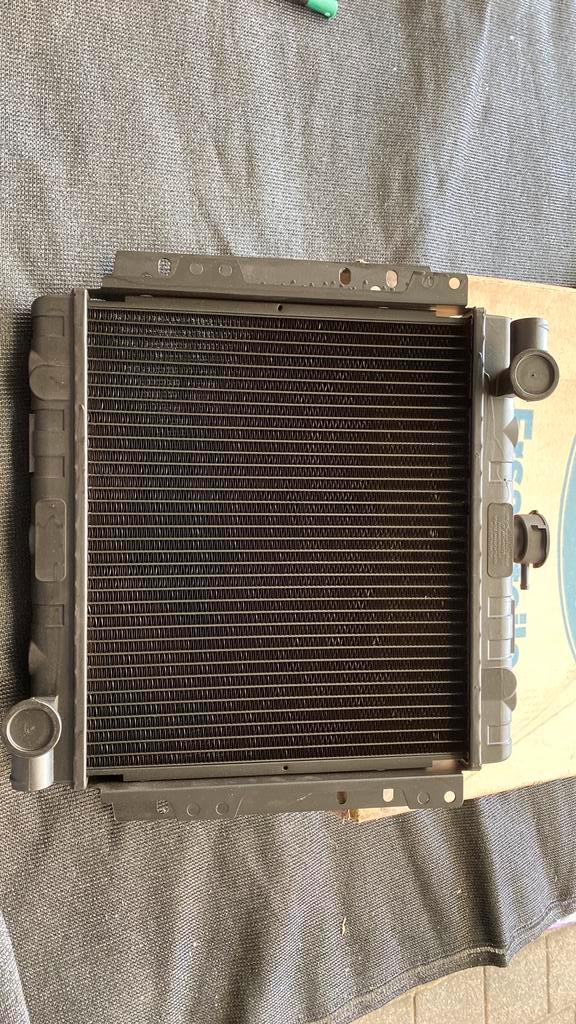 Radiator Ford taunus mk2/3 OHC., Auto-onderdelen, Motor en Toebehoren, Ford, Ophalen of Verzenden