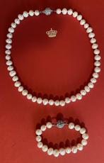 Fête des Mères - Collier et bracelet de perles, Bijoux, Sacs & Beauté, Comme neuf, Autres matériaux, Enlèvement