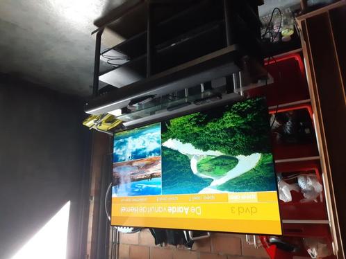 Tv en soundbar, Audio, Tv en Foto, Soundbars, Zo goed als nieuw, Bluetooth, Met ingebouwde subwoofer, Ophalen