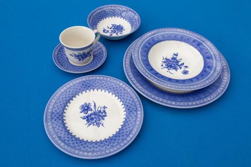 servies - Churchill Out of the Blue (Brits), Antiek en Kunst, Antiek | Servies compleet, Ophalen