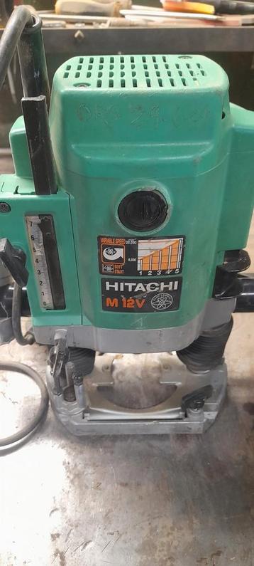 Hitachi bovenfrees M 12 V, Doe-het-zelf en Bouw, Gereedschap | Freesmachines, Ophalen of Verzenden, Gebruikt, Bovenfrees, Hitachi