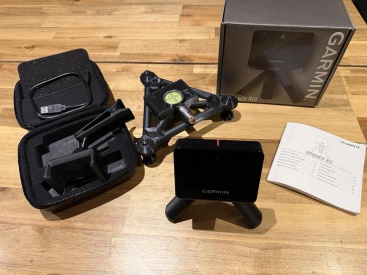 Garmin Approach R10 golfsimulator met accessoires, Sport en Fitness, Golf, Zo goed als nieuw, Ophalen of Verzenden