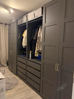 Moderne IKEA kast met LED-verlichting en gouden details, Ophalen, Zo goed als nieuw