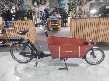 Vélo Cargo BAKFIETS / moteur neuf, roues neuves, 2 batteries beschikbaar voor biedingen