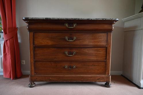 Dressoir van tropisch hout met 4 laden, Huis en Inrichting, Kasten | Dressoirs, Gebruikt, 100 tot 150 cm, 50 tot 75 cm, Met lade(s)