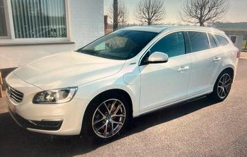 Volvo plug-in hybride D6 V60 beschikbaar voor biedingen