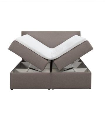 Boxspring – Nieuwstaat. beschikbaar voor biedingen