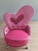 Roze miniatuur zetel met lederlook en metalen poten, Verzamelen, Decoratie, Zo goed als nieuw, Ophalen