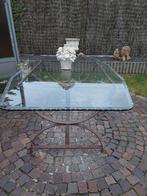 Glazen tuintafel, Ophalen