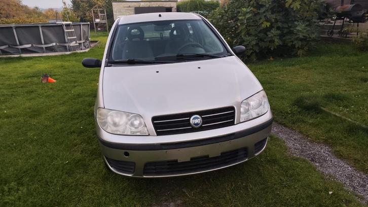 Fiat Punto 2005 1.2i (146.000 km), Auto's, Fiat, Particulier, Punto, Benzine, Euro 4, Stadsauto, 3 deurs, Ophalen
