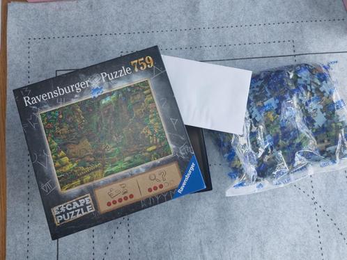 Escape Puzzle  - Temple Angkor Wat - jungle, Hobby en Vrije tijd, Denksport en Puzzels, Zo goed als nieuw, Legpuzzel, 500 t/m 1500 stukjes