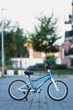 Woom GO 3 - rood en blauw - officiële Woom verdeler, Fietsen en Brommers, Fietsen | Kinderfietsjes, Ophalen, Nieuw, 16 tot 20 inch