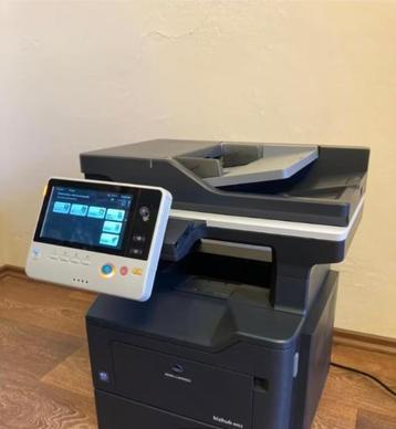 kleur laserprinter Konica Minolta beschikbaar voor biedingen