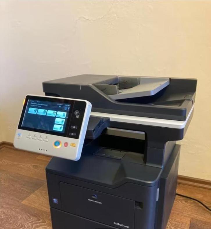 kleur laserprinter Konica Minolta, Computers en Software, Printers, Printer, Laserprinter, Ophalen