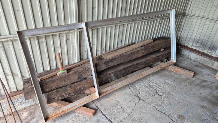 Ijzzren kader, Tuin en Terras, Schuttingen, Gebruikt, IJzer, 1 tot 2 meter, Minder dan 3 meter, Ophalen