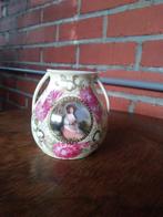 Petit vase ancien en porcelaine VIENNE, Enlèvement ou Envoi