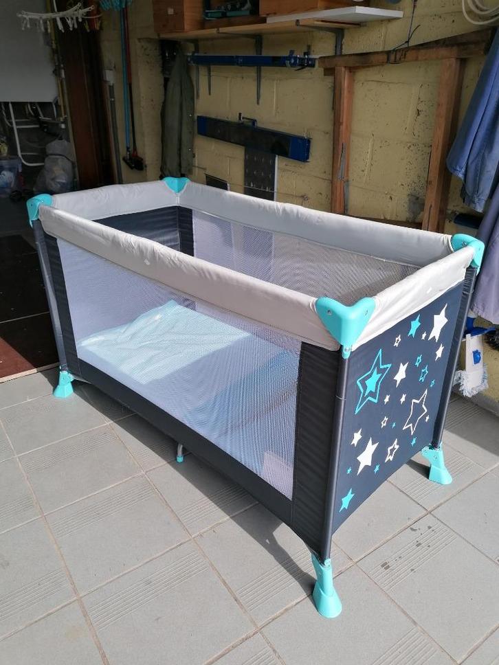 Opklapbed voor baby's, Kinderen en Baby's, Babywiegjes en Ledikanten, Zo goed als nieuw, Reisbedje, Ophalen