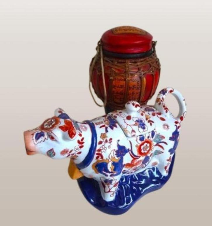 Imari koe, theepot uit 1928. Prachtig sieritem, Antiek en Kunst, Kunst | Niet-Westerse kunst, Ophalen of Verzenden