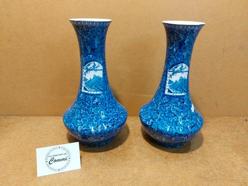 Paire de vases LW * Lewis Woolf de Ferrybridge Pottery, Antiquités & Art, Antiquités | Vases, Enlèvement ou Envoi
