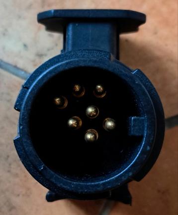 Verloopstekker 13 pins naar 7 pins aanhangwagen beschikbaar voor biedingen