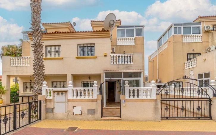 Ruime duplex woning te koop aan de zoutmeren in Torrevieja., Immo, Buitenland, Spanje, Woonhuis, Overige
