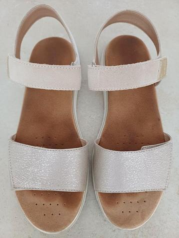 Sandalen maat 40 beschikbaar voor biedingen