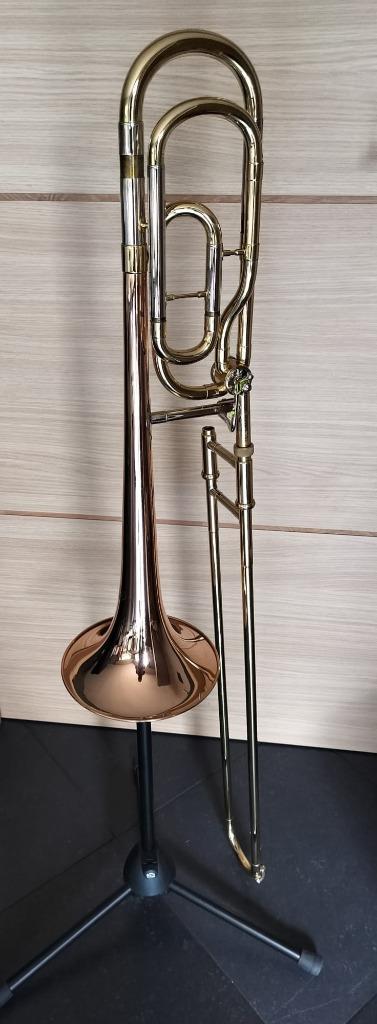 Trombone, Muziek en Instrumenten, Blaasinstrumenten | Trombones, Gebruikt, Tenor, Met koffer, Ophalen
