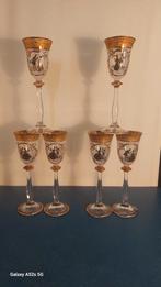 Een prachtige antieke en exklusive vodka of likeur set., Ophalen of Verzenden