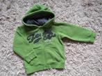★ M86 - Trui met kap groen, Kinderen en Baby's, Babykleding | Maat 86, Ophalen of Verzenden, Gebruikt, Jongetje, Truitje of Vestje