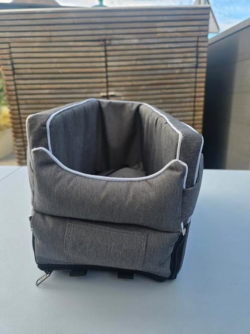Hondenmandje voor un de auto. Middenconsole, Dieren en Toebehoren, Hondenmanden, Zo goed als nieuw, Ophalen