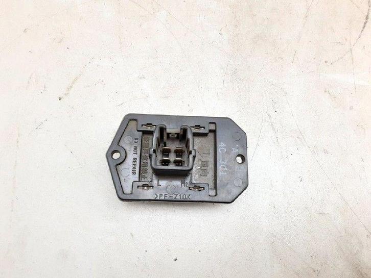 RESISTANCE CHAUFFE Toyota Yaris (P1) (01-1999/11-2005), Autos : Pièces & Accessoires, Climatisation & Chauffage, Toyota, Utilisé