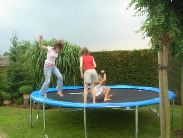 Trampoline 4m beschikbaar voor biedingen