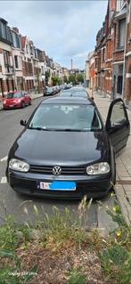 Golf 4 2.3 V5 2000€ premier arrivé premier servi, Particulier, Achat, Golf