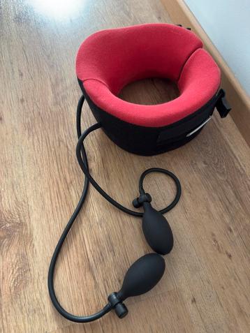 Nekmassage/ nektrainer met opblaasfunctie. beschikbaar voor biedingen