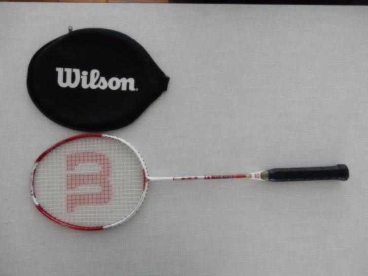 Wilson squashracket, Sport en Fitness, Squash, Zo goed als nieuw, Racket, Met hoes, Ophalen of Verzenden
