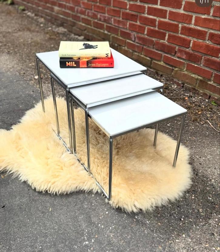 Nesting tafels Brabantia mimiset, Huis en Inrichting, Tafels | Bijzettafels, Ophalen