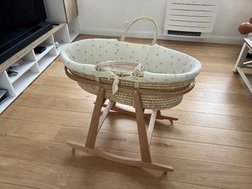 Rieten mand beschikbaar voor biedingen