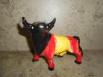 Mooi beeld - Stier Spanje, Antiek en Kunst, Kunst | Beelden en Houtsnijwerken, Ophalen of Verzenden