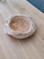 Mooie landelijke schaal in teak 18cm x 18cm, Huis en Inrichting, Woonaccessoires | Schalen en Manden, Ophalen of Verzenden, Zo goed als nieuw