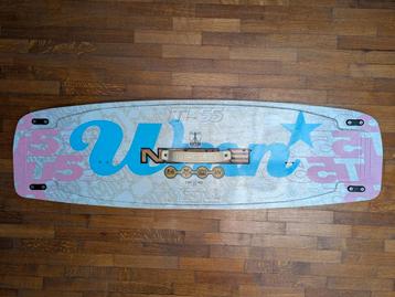Nobile T555 Wmn kiteboard 131x40cm beschikbaar voor biedingen