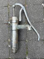 Twee waterpompen, Tuin en Terras, Waterpompen, Ophalen, Gebruikt, Regentonpomp