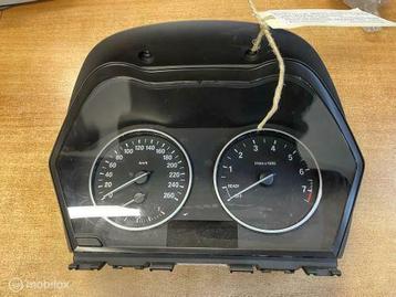 Instrumentenpaneel BMW 1-serie F20 62108794205 / 62106843050 beschikbaar voor biedingen