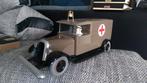 ZELDZAME AMBULANCE TINTIN AROUCHEFF, Verzamelen, Stripfiguren, Ophalen of Verzenden, Kuifje, Nieuw, Overige typen