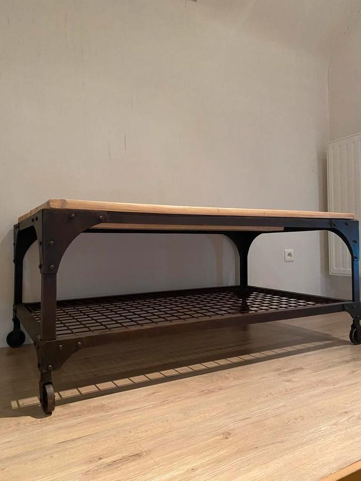 Mooie woonkamertafel of tv-meubel, Huis en Inrichting, Tafels | Salontafels, Zo goed als nieuw, 50 tot 75 cm, 50 tot 100 cm, 100 tot 150 cm