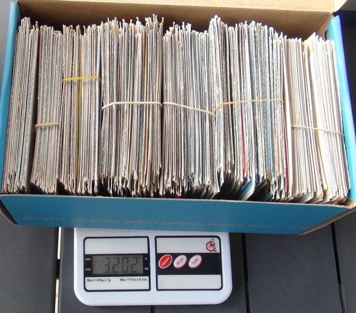 Doos 2 postkaarten verschillende landen, 3200 gram, Verzamelen, Postkaarten | Themakaarten, Gelopen, Overige thema's, Ophalen of Verzenden