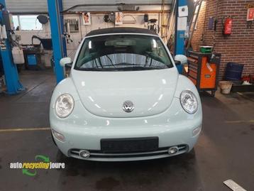 Motorkap van een Volkswagen Beetle (LB5B) beschikbaar voor biedingen
