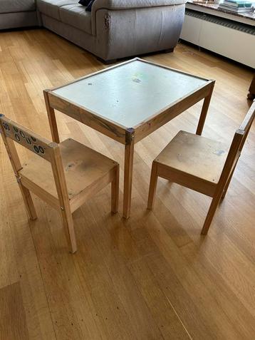 Petit table pour enfants avec 2 chaises, Enlèvement ou Envoi, Utilisé, Table(s) et Chaise(s)