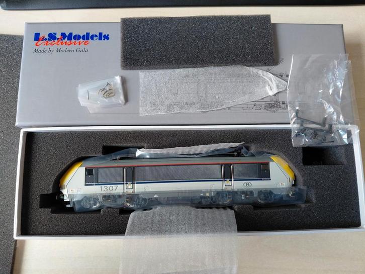 LS Models 12505 NMBS SNCB 1307 AC Digitaal H0, Hobby en Vrije tijd, Modeltreinen | H0, Zo goed als nieuw, Locomotief, Wisselstroom
