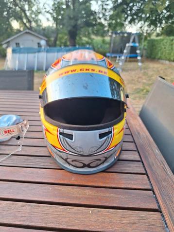Mooie bell helm maat 57cm beschikbaar voor biedingen